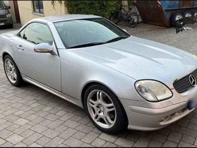 Mercedes SLK320