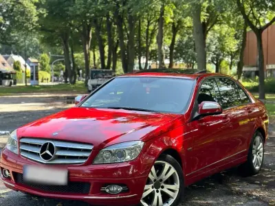 Gebraucht Mercedes C220 Avantgarde 170 PS (125 kW) 2008 Rot Limousine