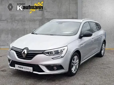 Gebraucht Renault Mégane GrandTour LIMITED Deluxe 116 PS (85 kW) 2020 Silber Kombi