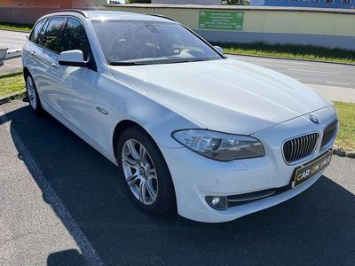 Gebraucht BMW 520 Sport Line 184 PS (135 kW) 2012 Weiß Kombi