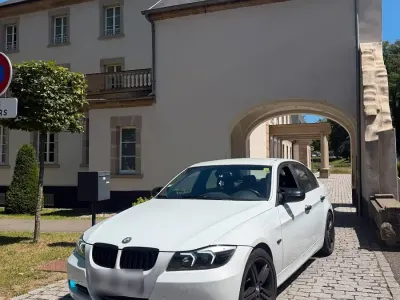 Gebraucht BMW 320 163 PS (119 kW) 2006 Weiß Limousine