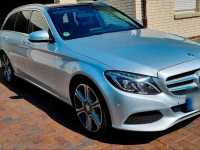 Gebraucht Mercedes C250 204 PS (150 kW) 2015 Silber Kombi