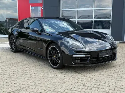 Gebraucht Porsche Panamera 4S 441 PS (324 kW) 2018 Schwarz Kleinwagen