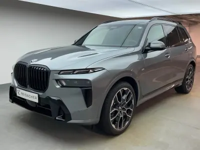 Neu BMW X7 Comfort Edition 352 PS (258 kW) 2026 Skyscraper grau metallic SUV