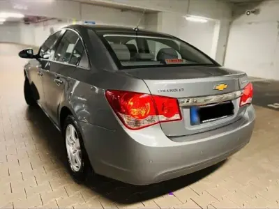 Gebraucht Chevrolet Cruze 133 PS (97 kW) 2009 Grau Limousine