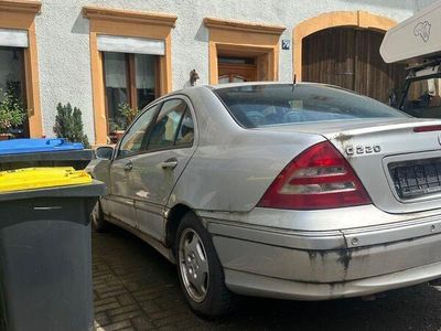 Mercedes C220