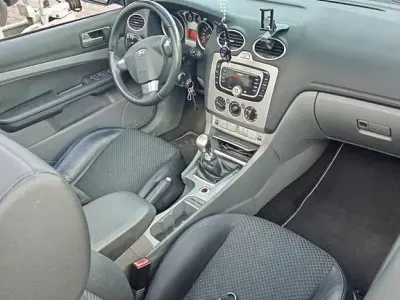 Gebraucht Ford Focus Cabriolet Trend 136 PS (100 kW) 2010 Blau Cabrio