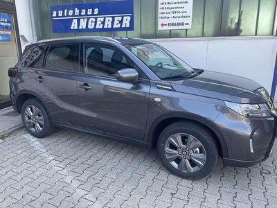 Titan gray pearl metallic Neu 2025 Suzuki Vitara Comfort SUV | 26.900 € (Fairer Preis)