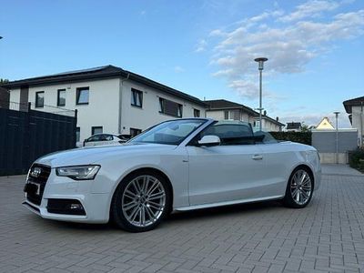 Weiß Gebraucht 2012 Audi Cabriolet S-Line Cabrio | 11.999 €