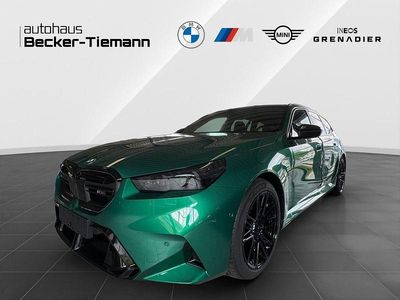 Grün Gebraucht 2025 BMW M5 Sport Line Kombi | 138.000 € (Fairer Preis)