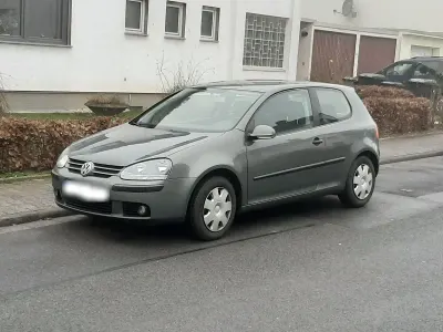 Gebraucht VW Golf IV Comfortline 116 PS (85 kW) 2004 Grau Limousine