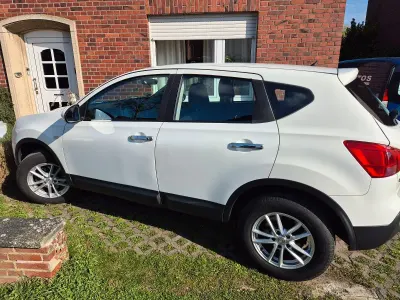 Gebraucht Nissan Qashqai Acenta 141 PS (103 kW) 2007 Weiß SUV