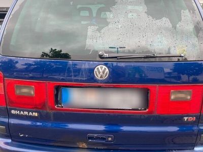 VW Sharan