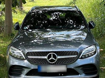 Gebraucht Mercedes C220 AMG 194 PS (142 kW) 2019 Grau Kombi