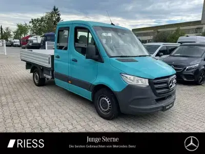 Gebraucht Mercedes Sprinter 150 PS (110 kW) 2022 Blau Van