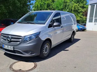 Gebraucht Mercedes Vito 136 PS (100 kW) 2018 Silber Van