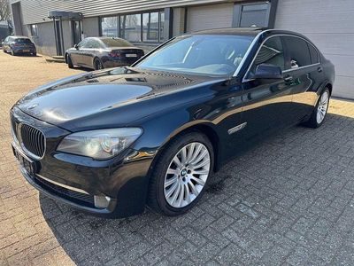Gebraucht BMW 730L Executive 211 PS (155 kW) 2012 Schwarz Limousine