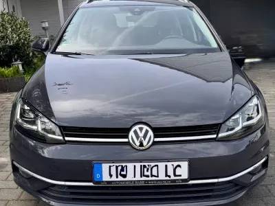Gebraucht VW Golf VII Highline 150 PS (110 kW) 2019 Grau Kombi