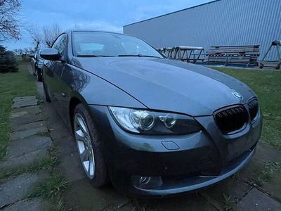 gebraucht BMW 320 i Coupé - E92