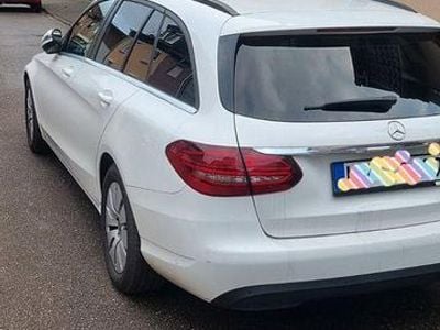 Gebraucht Mercedes C220 194 PS (142 kW) 2020 Weiß Kombi