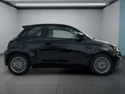 Neu Fiat 500 Icon 65 PS (47 kW) 2026 Schwarz Kleinwagen