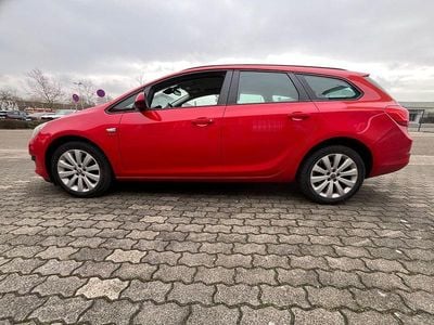 Gebraucht Opel Astra Active 120 PS (88 kW) 2013 Rot Kombi