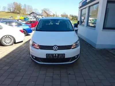 Gebraucht VW Touran Cross 140 PS (102 kW) 2012 Weiss Van / Kleinbus
