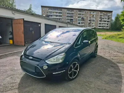 Gebraucht Ford S-MAX S 163 PS (119 kW) 2012 Schwarz Van / Kleinbus