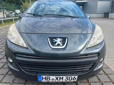 Gebraucht Peugeot 207 72 PS (52 kW) 2010 Grau Kleinwagen