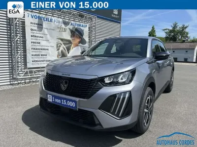 Neu Peugeot 2008 Style 101 PS (74 kW) 2026 Grau SUV