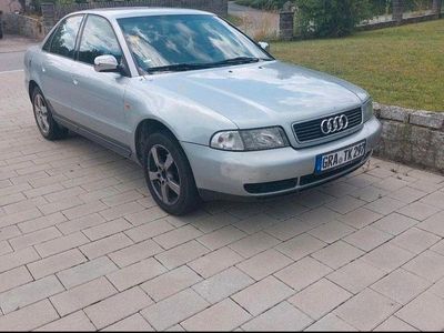 Silber Gebraucht 1999 Audi A4 Limousine | 1.200 € (Fairer Preis)