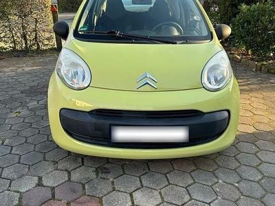 Second-hand Citroën C1 68 CP (50 kW) 2007 Galben Hatchback