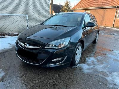 Gebraucht Opel Astra Sport 165 PS (121 kW) 2013 Schwarz Kombi