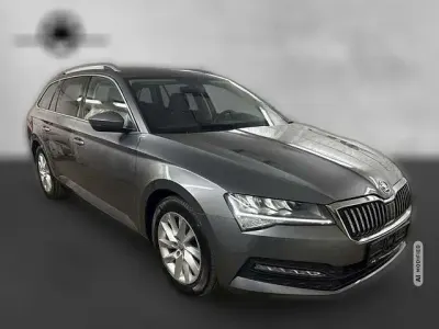 Gebraucht Skoda Superb Ambition 150 PS (110 kW) 2024 Grau metallic