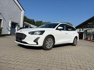Frost weiss Gebraucht 2020 Ford Focus Trend Kombi | 13.990 € (Guter Preis)