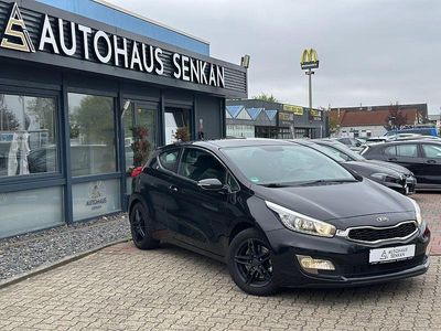 Begagnad Kia ProCeed Vision 128 HK (94 kW) 2014 Svart Halvkombi