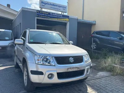 Gebraucht Suzuki Grand Vitara Comfort 106 PS (77 kW) 2008 Grau SUV