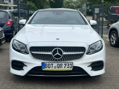 Gebraucht Mercedes E220 AMG 194 PS (142 kW) 2017 Weiß Coupé