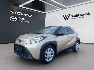 Gebraucht Toyota Aygo X Connect Style 72 PS (52 kW) 2022 Beige SUV