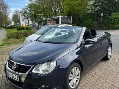 Używany VW Eos Edition 160 KM (117 kW) 2009 Niebieski Kabriolet