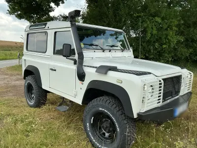 Gebraucht Land Rover Defender 122 PS (89 kW) 2003 Weiß SUV