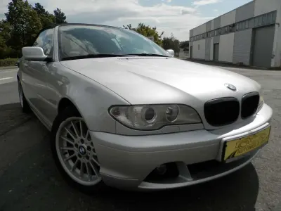 Gebraucht BMW 330 Cabriolet Sport Line 231 PS (169 kW) 2005 Titansilber metallic Cabrio