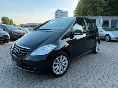 Gebraucht Mercedes A160 95 PS (69 kW) 2010 Schwarz Limousine