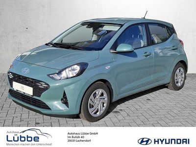 Gebraucht Hyundai i10 Select 63 PS (46 kW) 2025 Grün Kleinwagen