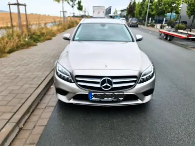 Gebraucht Mercedes C220 194 PS (142 kW) 2020 Beige Limousine