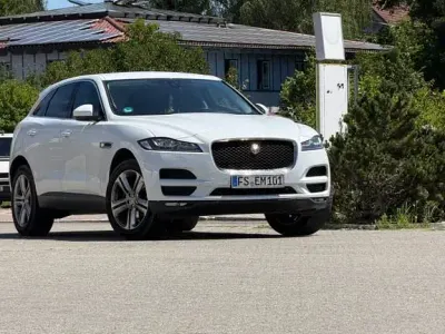 Gebraucht Jaguar F-Pace Prestige 179 PS (131 kW) 2016 Weiß SUV