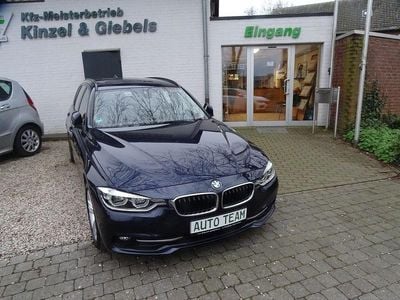 Gebraucht BMW 320 Sport Line 190 PS (139 kW) 2015 Blau Kombi