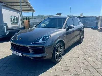 Gebraucht Porsche Cayenne E-Hybrid 462 PS (339 kW) 2021 Andere SUV