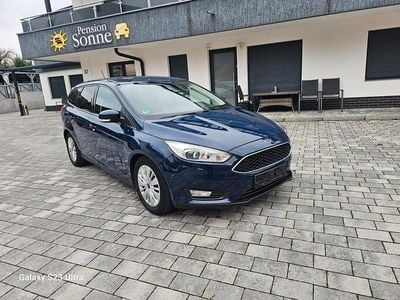 Gebraucht Ford Focus Business Edition 150 PS (110 kW) 2016 Blau Kombi