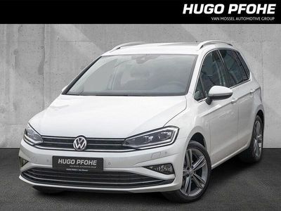 Weiss Gebraucht 2020 VW Golf VII Highline Kombi | 21.490 € (Etwas zu teuer)